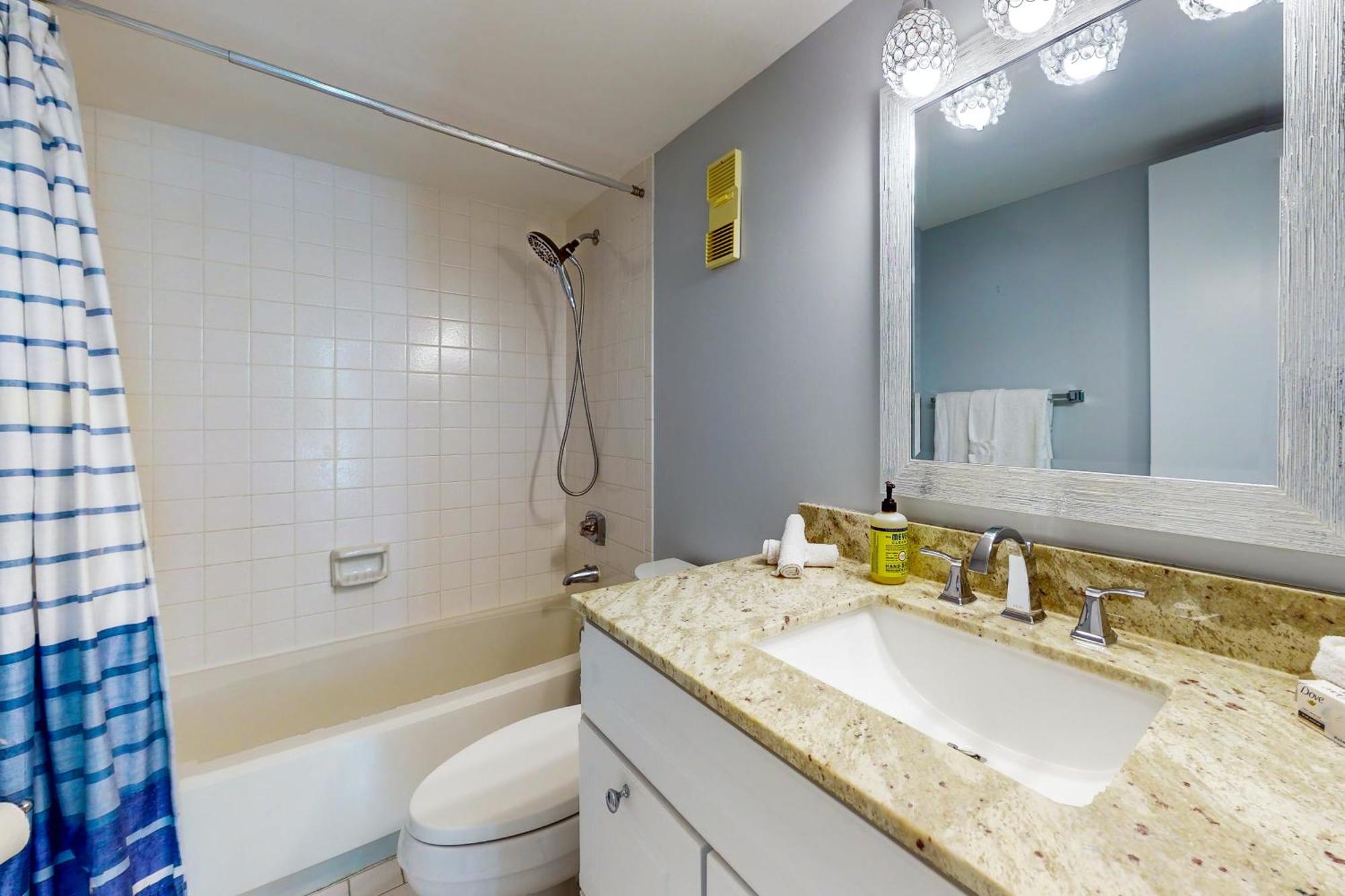 Crystal Waves Apartment Pulau Marco Luaran gambar